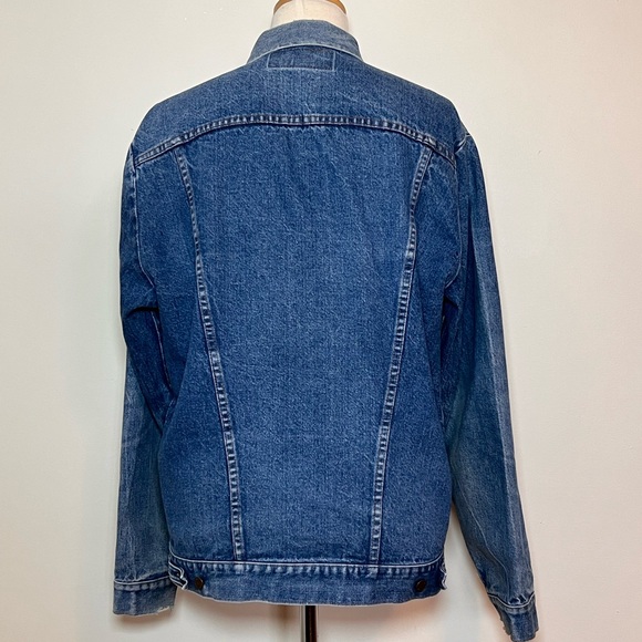 SOLD 2/1 Wrangler Vintage Distressed Men’s Denim Wrangler Jacket, Size 42L - Picture 11 of 16